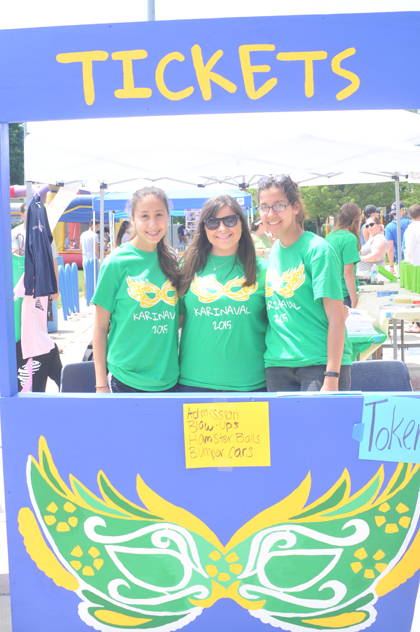 Volunteers from the Malden Against Cancer Club. Photo by Ana Kerr.