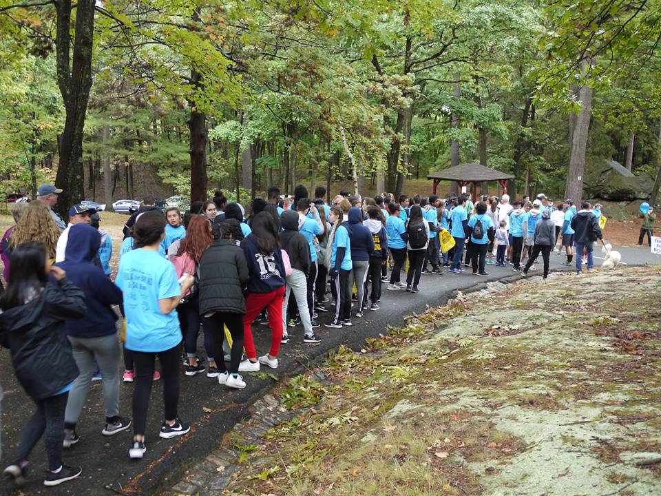  Registered walkers line up to get ready for the 5k Bread of Life walk. Photo taken by Stefany Foley. 