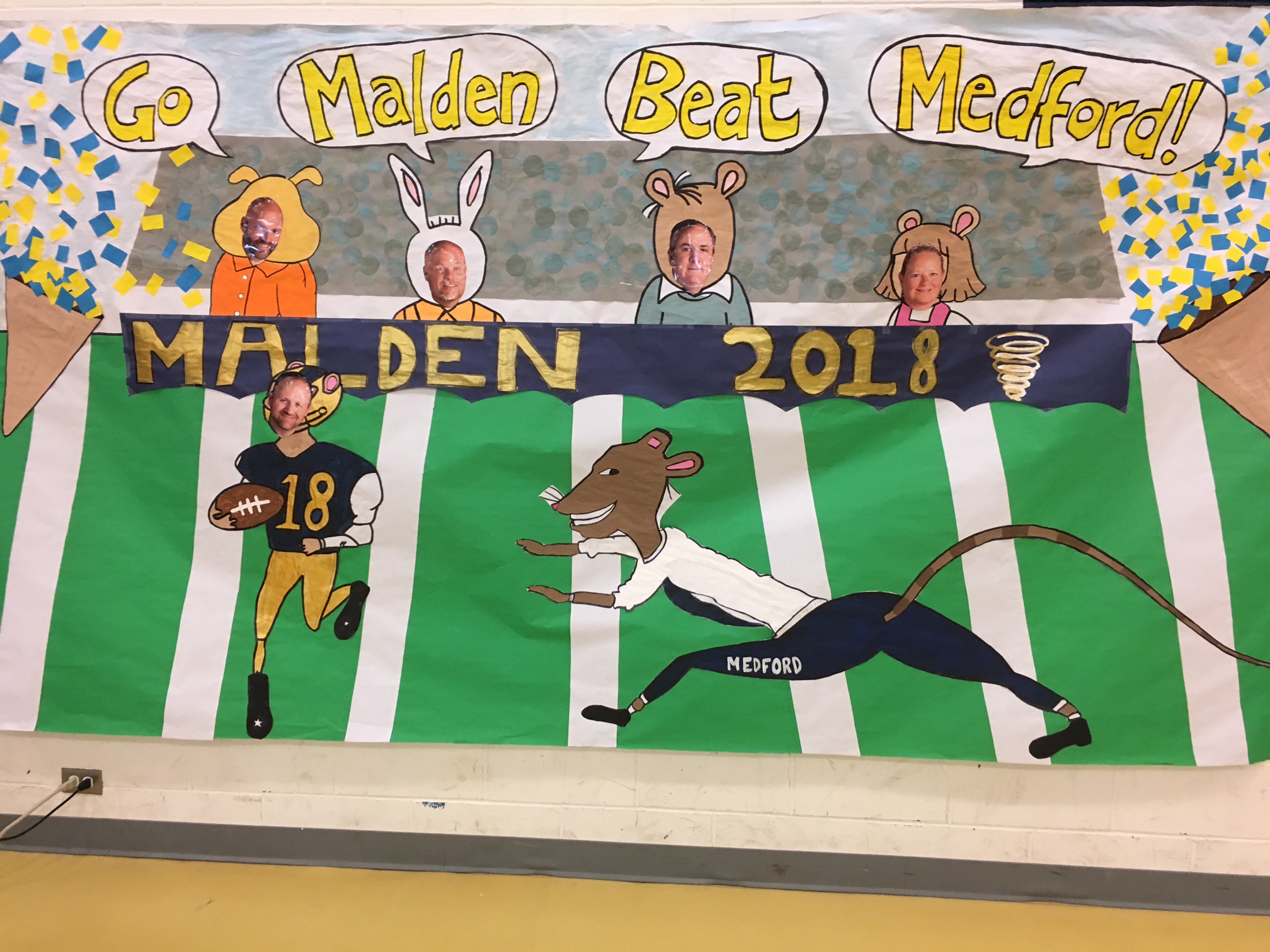 Banner made by the junior class. Photo taken by Christina Appignani. 